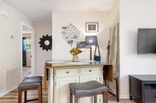 Cozy Apartment in Downtown Elizabethton - 5