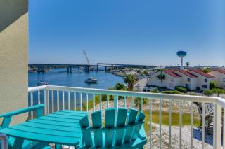 Walk to Sand! Modern Okaloosa Island Condo - 0