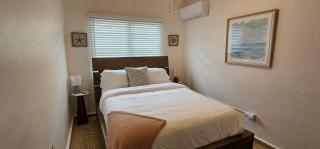 NEW Stunning Oceanfront Home with beautiful sunsets - 4