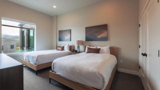 2 Bedroom 2 BATH Condo with Pool, Sauna, Views & MORE - 5