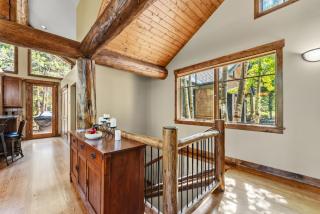 Spacious Mountain Chalet - Hot Tub & Secluded! - 1