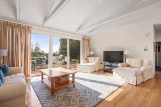 Water Views & Private Tennis Court - 2