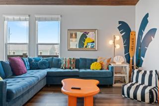 The Neon Moon home - 3