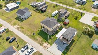 Welcome To Sarenity a 3Bd 2Bth home in Crystal Beach, Tx - 1