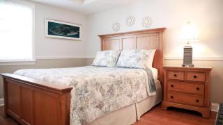 Broadway Beach Getaway Unit 2 - 2