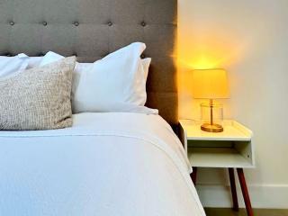 Cozy 2BR 2B Apt, 4min to Brickell City Center - 8
