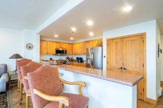 Bear Creek Lodge 212 by Alpine Lodging Telluride - 7