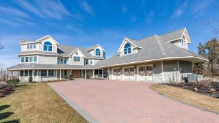 Luxury On The Bay - 8