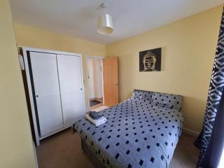 Two bedroom flat in Darlington - 5