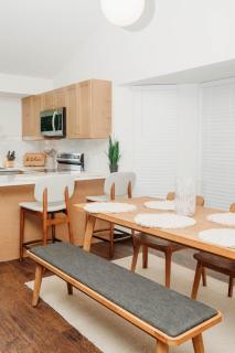 Cozy Rustic Austin Retreat - 3BR 2BA - 7