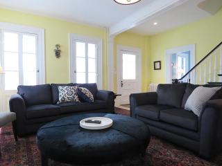 Victorian On North - 9
