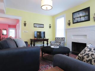 Victorian On North - 8