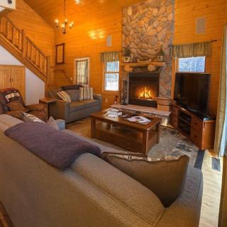 Camp Pinemere - Large Northwoods Private Home - 9