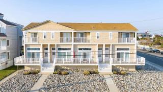1625 Beach Unit D - Beachfront! - 0