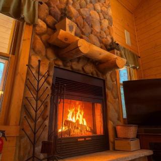 Camp Pinemere - Large Northwoods Private Home - 7