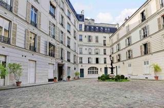 Elegant Roosevelt - Paris - 9