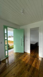 Linda casa bem localizada em Passo de Torres - 5