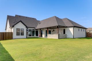 Luxe Retreat with Patio and Fenced Yard in Waxahachie! - 7