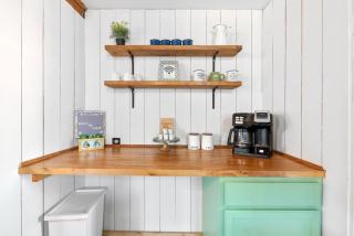 Outdoors Sleeps7 Family Getaway Fun Arcade Villa - 2