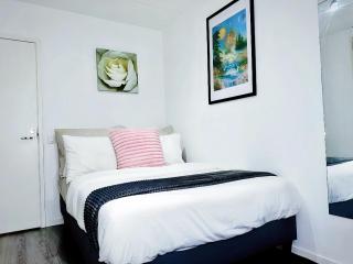 The Crown Suite Helsinki - Helsinki - 1