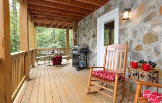 Cozy Stone Cabin Retreat Near Beech Ski Slopes - 5