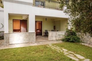 Apartment in Gerakini with a shared swimming pool - 9
