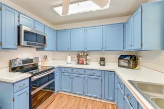 Pet-Friendly Family Home 3 Mi to Lake Lewisville - 6