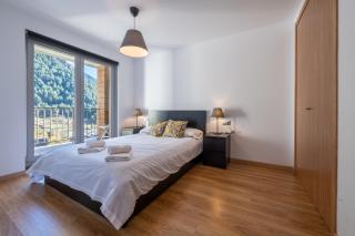Barthe Holidays I Apartamento moderno en Arinsal 4PAX a pie de pistas, balcón con vistas y parking I Bosque - 8