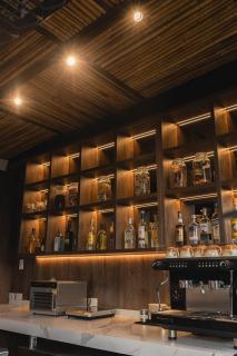 Sloh Hotel & Bar Manila Medellin - 1