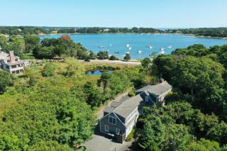 Luxury Waterfront with Game Room - 0