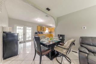 Fenced-In Yard! Home 3 Mi to Hard Rock Stadium - 1