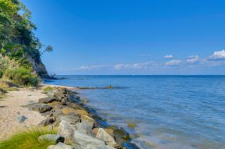 Lakefront Log Cabin Retreat 3br-2ba Hot tub and Kayaks - 8