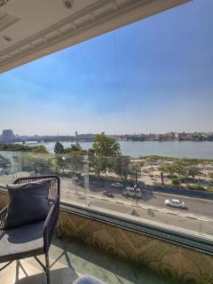 شقة على النيل امام ممشى اهل مصر - 5