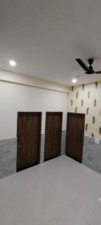 Hotel Petal Rose By RK Near Gol chakkar Vrindavan - Vrindāvan - 1