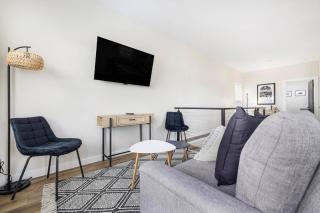 New construction 2nd level apartment * Downtown JC - 8