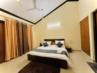 Manor Villa by Veda Hotels - 4