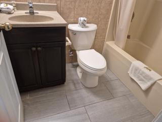 Maple leaf motel - 1