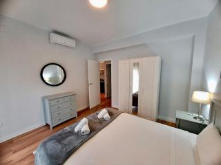 Amazing bright and recently remodeled apartment - 8