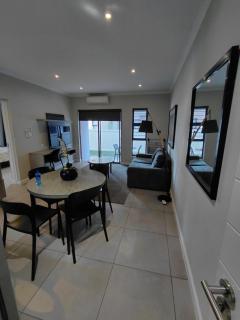 Exec Apartment Sandton - 8