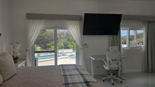 Porpoise Paradise Luxury Villa -  - 5