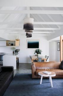 The Barefoot Beach House - Surf Beach - 3