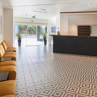Bay Plaza Hotel - 0