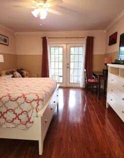 Private Oasis!Bike to beach, heated pool - 5