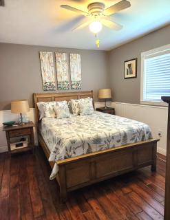 Private Oasis!Bike to beach, heated pool - 3