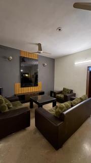 Family Comfort Apartment DHA Phase 4 - Lahore - 4