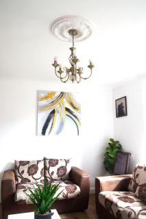 Beautiful 5Bedroom House - Contractors and Family near the Molineux stadium - 1