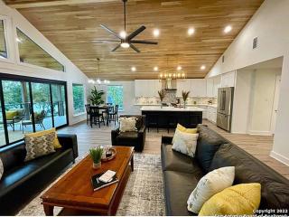 CL 874 Million Dollar View - 6