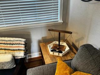 Pet-Friendly 4BR Home Fall Savings on Long Stays - 4