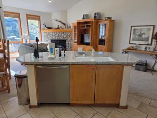 Snowcreek Resort Vacation Rentals 776 Fairway Circle - 4