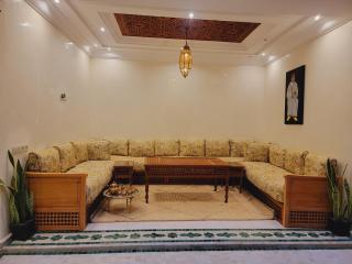 Riad Al Mechouar - 1